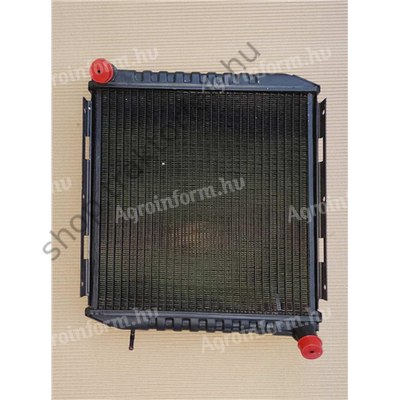Hűtőradiátor 04438384  utángyártott