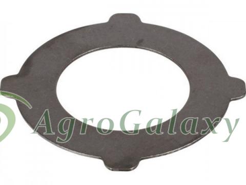 R82908 JOHN DEERE Fém lamella R82908 JOHN DEERE Fém lamella