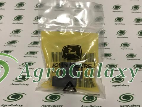 RE207311 JOHN DEERE Csatlakozó RE207311 JOHN DEERE Csatlakozó