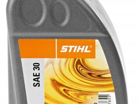 07813092002/ST/U STIHL SAE-30 0,6L STIHL MOTOROLAJ NÉGYÜTEMŰ MOTOROKHOZ (4T)