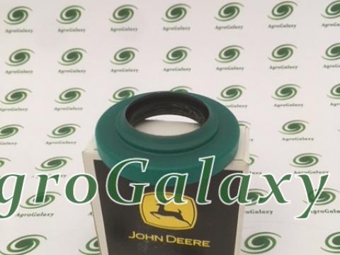 AH131860 JOHN DEERE Tömítő gyűrű AH131860 JOHN DEERE Tömítő gyűrű