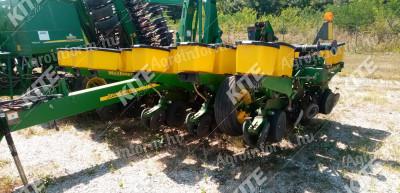 John Deere 1760