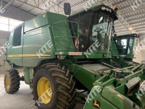 John Deere W650 John Deere W650