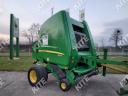 John Deere 854