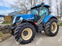 New Holland T7040