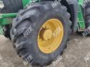 John Deere 7430