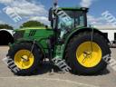 John Deere 6215R