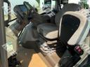 John Deere 6215R