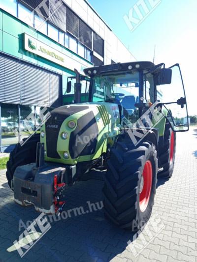 Claas Arion 640