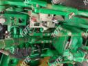 John Deere 8320