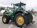 John Deere 8320