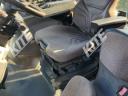 CLAAS AXION 810