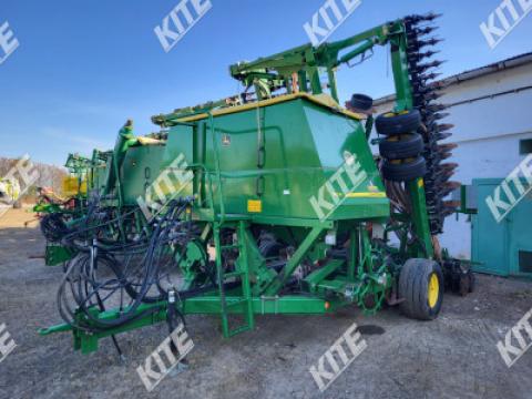 John Deere 740A 9M