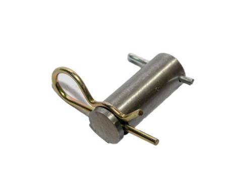 MTZ csapszeg 049 (vonólap) + rugós biztosító + sasszeg komplett MTZ csapszeg 049 (vonólap) + rugós biztosító + sasszeg komplett