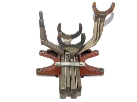 MTZ sebességváltó kulissza (50, 52, 550, 552, 80, 82, 890, 892) MTZ sebességváltó kulissza (50, 52, 550, 552, 80, 82, 890, 892)