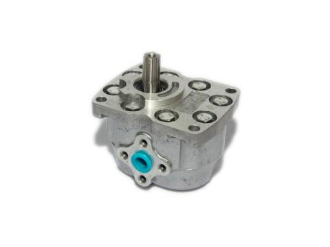 ns-10 szivattyú 6 bordás (MTZ 80, 82) ns-10 szivattyú 6 bordás (MTZ 80, 82)