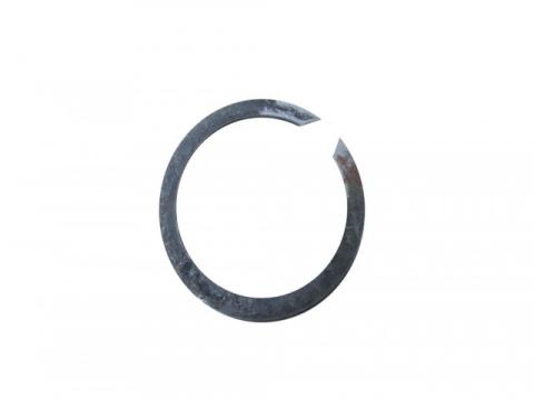 zégergyűrű (MTZ váltó előtéttengely, tengely 021, bordás hüvely 034) zégergyűrű (MTZ váltó előtéttengely, tengely 021, bordás hüvely 034)