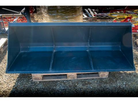 Homlokrakodó kanál 2 méteres ( Wol-Met) Homlokrakodó kanál 2 méteres ( Wol-Met)