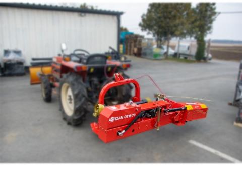 Talajmaró oldalazó, automata kitérős, 70 cm munka szélesség (kardántengellyel) AGRIZAN Talajmaró oldalazó, automata kitérős, 70 cm munka szélesség (kardántengellyel) AGRIZAN