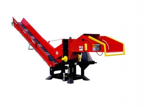 Ágaprító Remet R100-4 késes, 2,3 méteres szállítószalaggal  (faág daraboló, faaprító) Ágaprító Remet R100-4 késes, 2,3 méteres szállítószalaggal  (faág daraboló, faaprító)