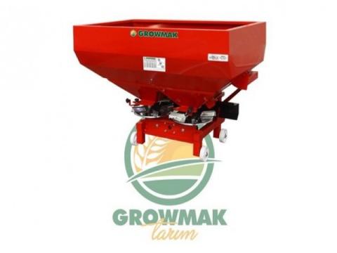 Műtrágyaszóró 2 tárcsás, hidr. nyitás-zárás (600 literes) kardántengellyel és védőponyvával, Growmak Műtrágyaszóró 2 tárcsás, hidr. nyitás-zárás (600 literes) kardántengellyel és védőponyvával, Growmak