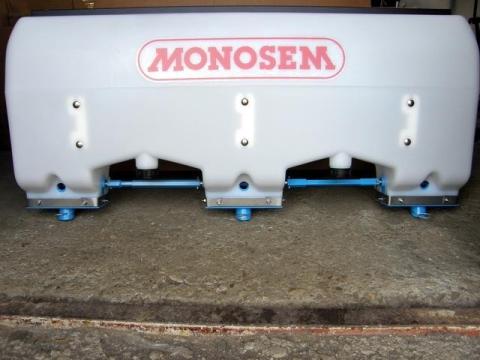 Monosem-hez műtrágya adapter komplett NG 6 soros (késes csoroszlyás) MONOSEM Monosem-hez műtrágya adapter komplett NG 6 soros (késes csoroszlyás) MONOSEM