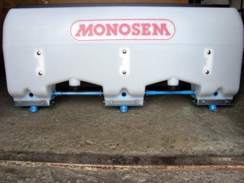 Monosem-hez műtrágya adapter komplett NG 8 soros (késes csoroszlyás) MONOSEM Monosem-hez műtrágya adapter komplett NG 8 soros (késes csoroszlyás) MONOSEM