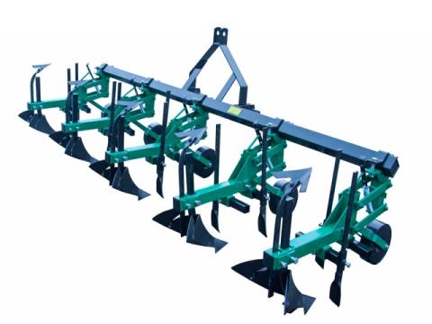 Sorközművelő kultivátor 5 tagos, töltögető kapákkal Sorközművelő kultivátor 5 tagos, töltögető kapákkal