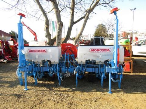 Monosem vetőgép NG Plus 4, Teleszkópos váz, 6soros, Műtr., Micro graniulátum, Vet.ell. Monosem vetőgép NG Plus 4, Teleszkópos váz, 6soros, Műtr., Micro graniulátum, Vet.ell.