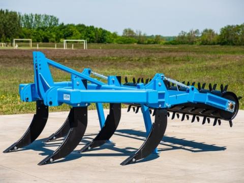 5 késes altalajlazító + rögtörőhenger ( mélylazító) 5 késes altalajlazító + rögtörőhenger ( mélylazító)