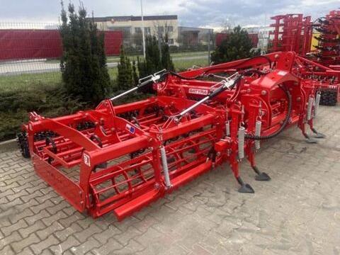 Batyra Verdichter 4m, einer schweren Crosskill-Walze 