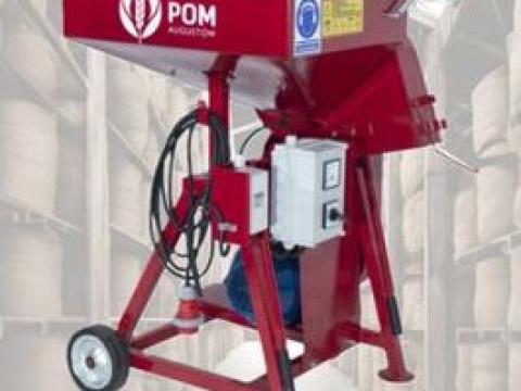 POM AUGUSTÓW Getreidemühle/-brecher/-schlägermühle, 7.5kW POM AUGUSTÓW Getreidemühle/-brecher/-schlägermühle, 7.5kW