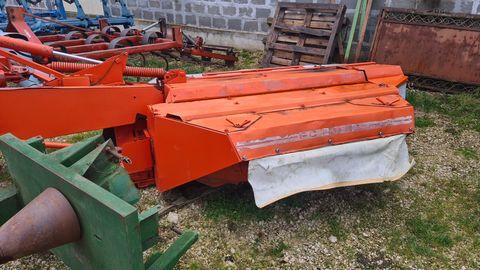 Kuhn  FC 240 kasza