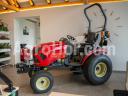 Yanmar Traktor bukókerettel 26 lóerős