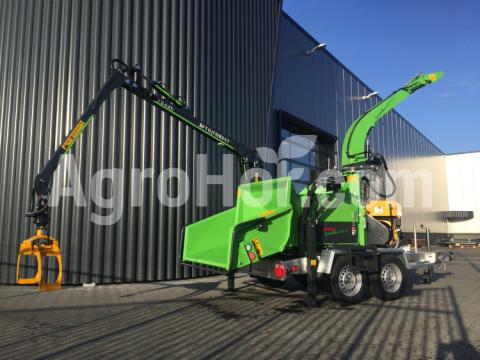 Ufkes Vontatható dízelmotoros gallyaprító max 30cm