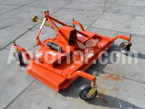 Boxer 150 cm-es XL függőleges tengelyű szárzúzó Boxer 150 cm-es XL függőleges tengelyű szárzúzó