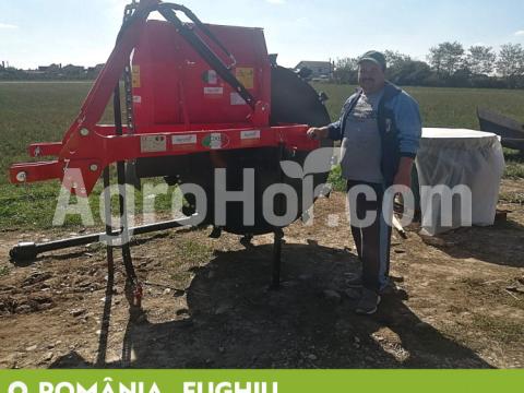 Boxer Hátra rögzíthető kardán hajtású árokásó (8-16 cm szélesség, állítható árokmélység) Boxer Hátra rögzíthető kardán hajtású árokásó (8-16 cm szélesség, állítható árokmélység)
