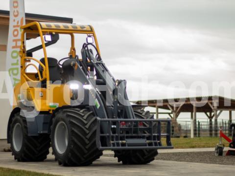 Eurotrac Mini törzscsuklós rakodó (max: 2000 kg) Eurotrac Mini törzscsuklós rakodó (max: 2000 kg)