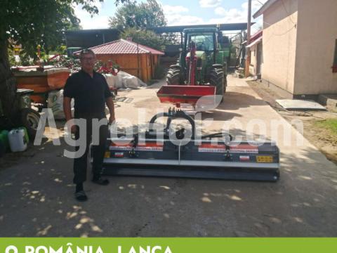 AARDENBURG 3,2 m-es vízszintes tengelyű szárzúzó hidraulikus oldalkitolással AARDENBURG 3,2 m-es vízszintes tengelyű szárzúzó hidraulikus oldalkitolással