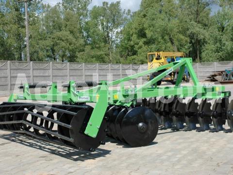 Bomet 2,7 m-es V tárcsa (4 soros) Bomet 2,7 m-es V tárcsa (4 soros)