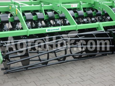 Bomet 2 m-es rövid tárcsa (2 soros, 16 db tárcsa) Bomet 2 m-es rövid tárcsa (2 soros, 16 db tárcsa)