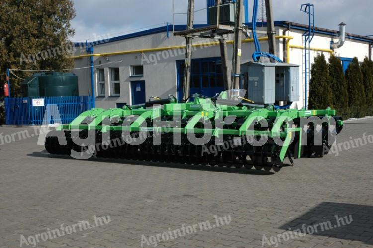 Bomet 6 m-es hidraulikusan összecsukható rövid tárcsa (2 soros, 48 db tárcsa) - Függesztett