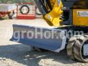 Eurotrac Mini forgókotró zárható kabinnal