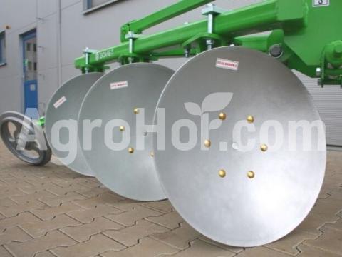 Bomet 120 cm-es 4 tányéros eke Bomet 120 cm-es 4 tányéros eke