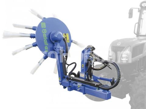 Belafer Elektromos vezérlésű elülső gyomkefe 2x40 cm-es Belafer Elektromos vezérlésű elülső gyomkefe 2x40 cm-es