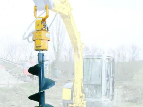 Ghedini Hidraulikus lyukfúrófej adapter 8-15 tonnás kotrógépekhez Ghedini Hidraulikus lyukfúrófej adapter 8-15 tonnás kotrógépekhez