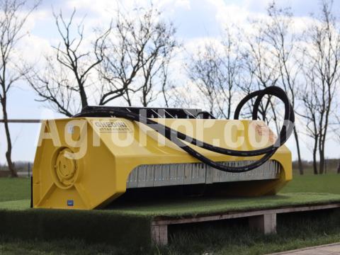 Ghedini Hidraulikus szárzúzó csúszó-kormányos rakodóhoz 1600 mm-es Ghedini Hidraulikus szárzúzó csúszó-kormányos rakodóhoz 1600 mm-es