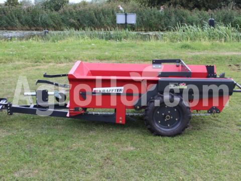 Kraffter Kerékhajtásos trágyaszóró kocsi Kraffter Kerékhajtásos trágyaszóró kocsi