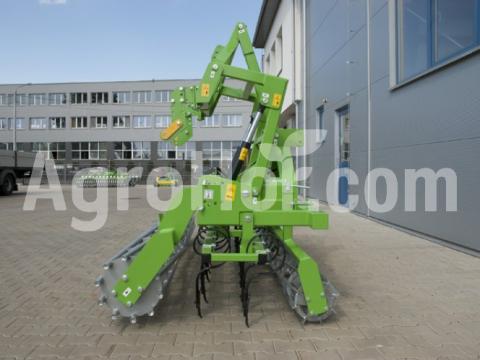 Bomet 2,7 m-es kultivátor hengerrel (19 db kapa) Bomet 2,7 m-es kultivátor hengerrel (19 db kapa)