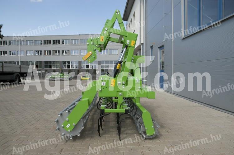 Bomet 2,7 m-es kultivátor hengerrel (19 db kapa)